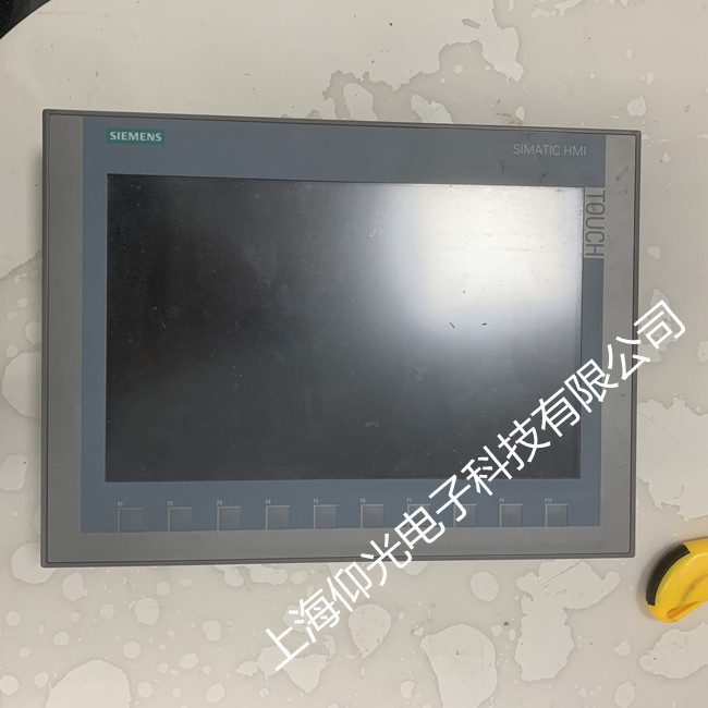 西門子KTP900觸摸屏上錯電導(dǎo)致黑屏維修-仰光電子