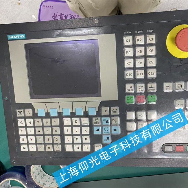 西門子802S系統(tǒng)屏維修6FC5 500-0AA00-1AA0顯示很暗維修方法
